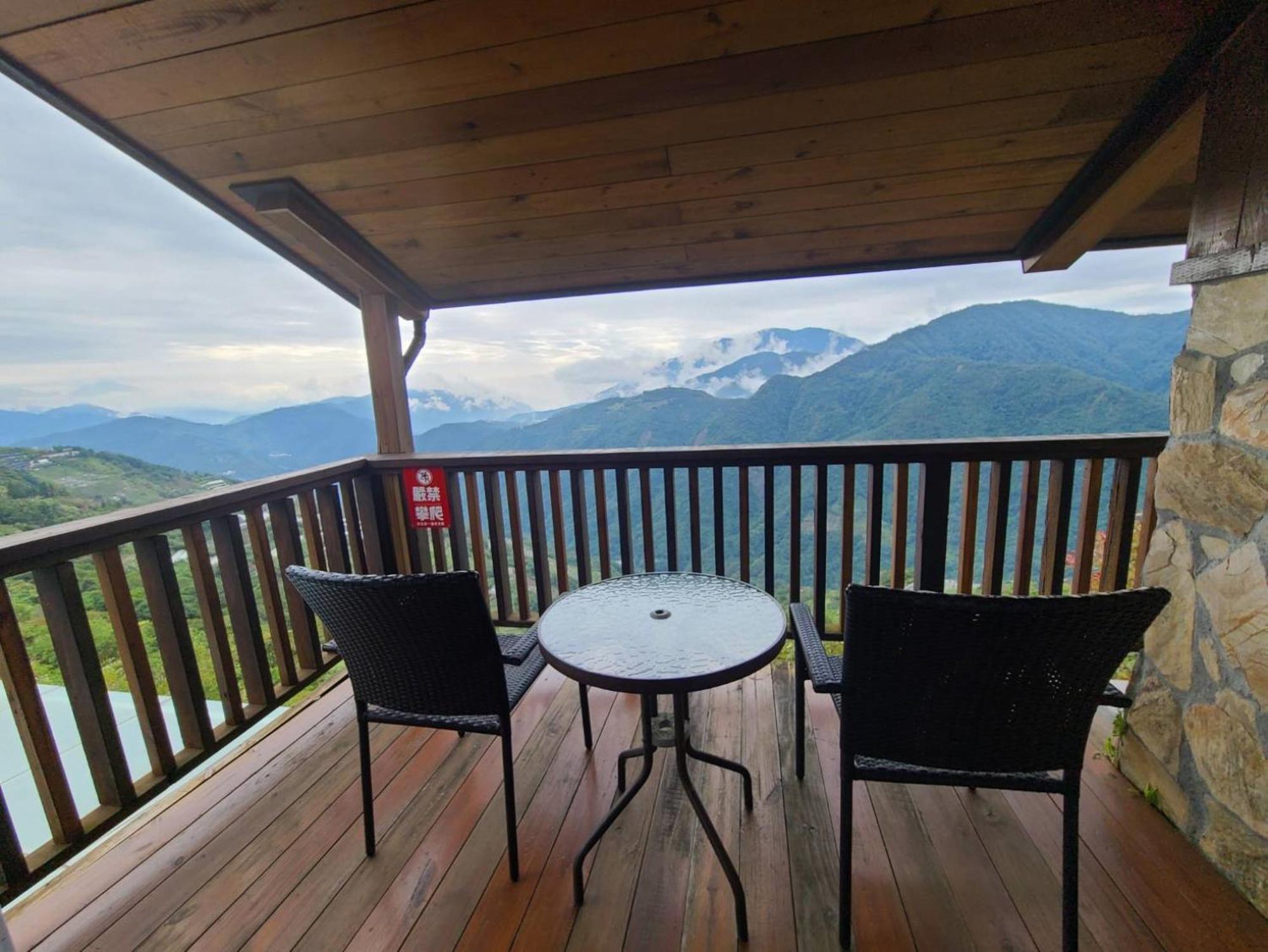 Top Cloud Villa Renai Exterior photo