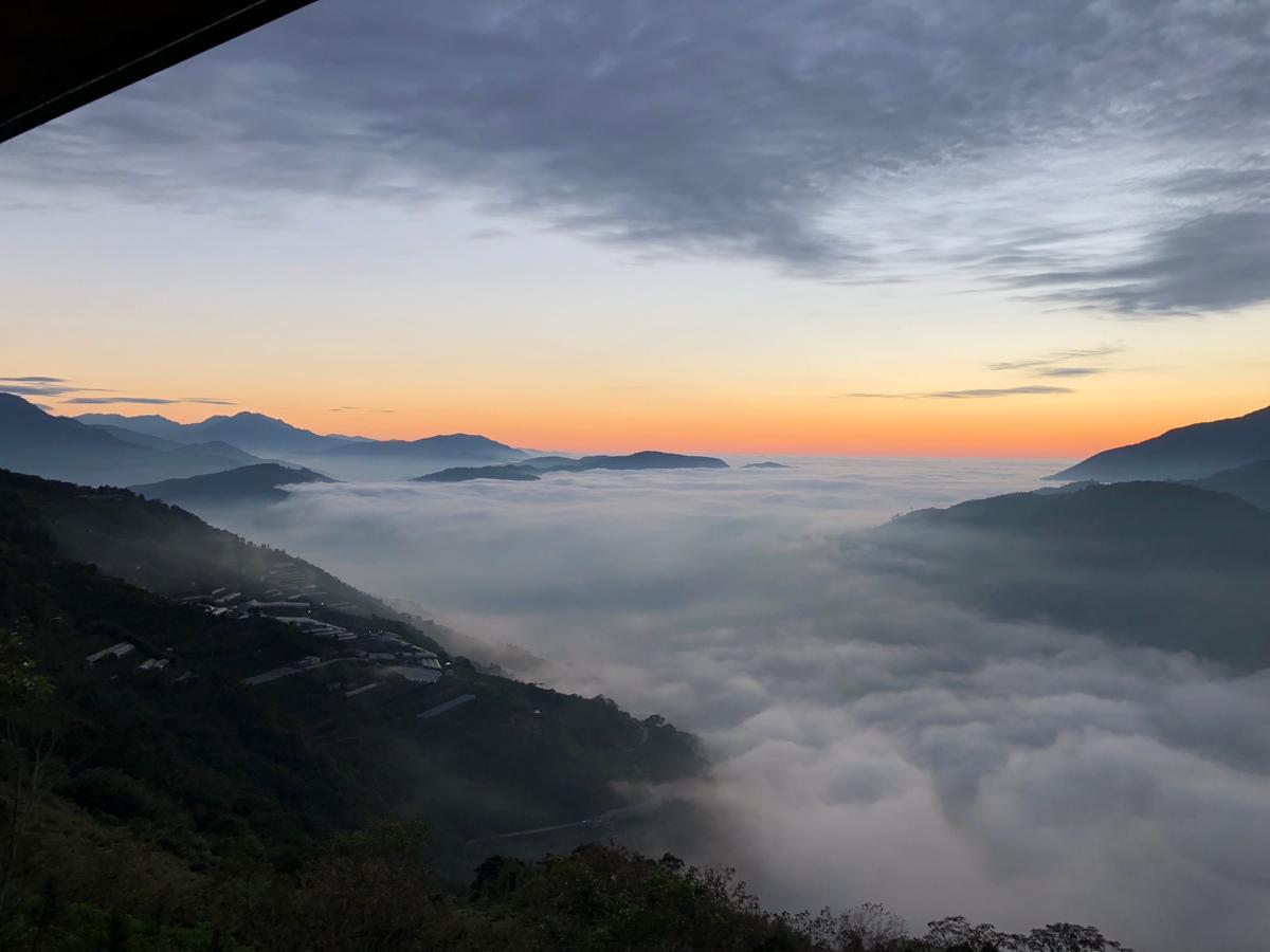 Top Cloud Villa Renai Exterior photo